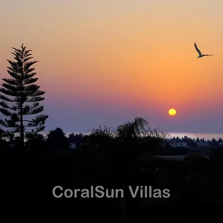 Villa Amazing Pool, Complete Privacy, Amenities And Beach Nearby