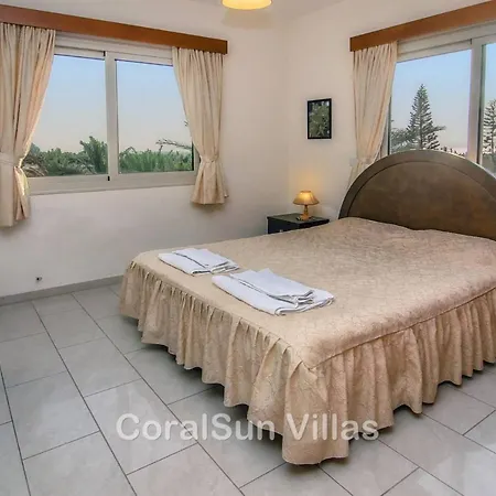 Amazing Pool, Complete Privacy, Amenities And Nearby *