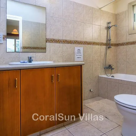 Villa Amazing Pool, Complete Privacy, Amenities And Nearby *