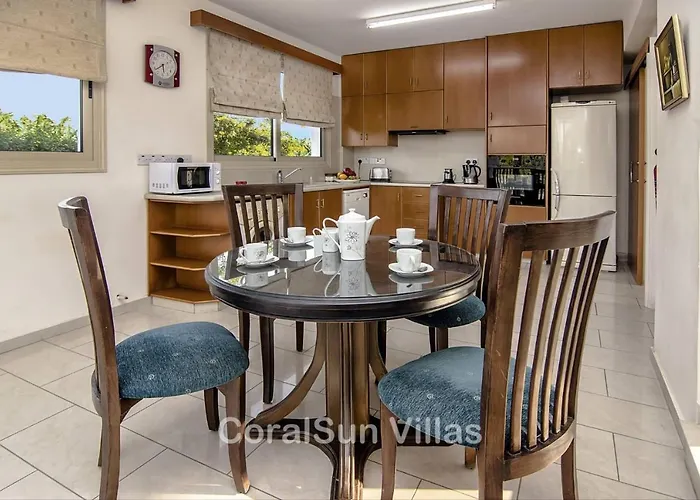 Amazing Pool, Complete Privacy, Amenities And Nearby Pégeia