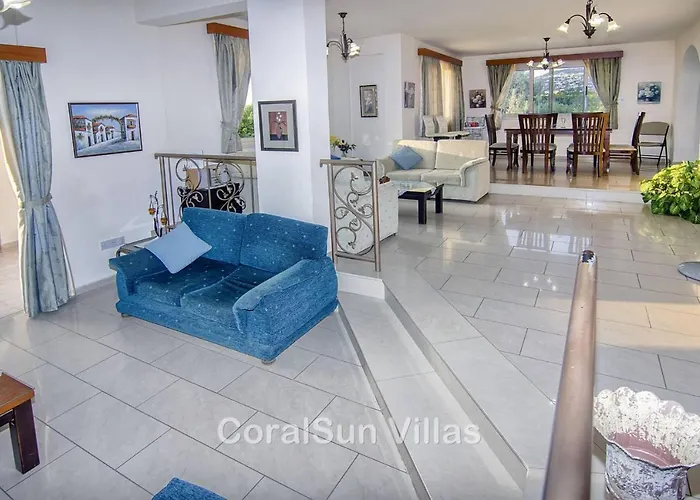 Amazing Pool, Complete Privacy, Amenities And Nearby Pégeia