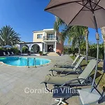Vila Amazing Pool, Complete Privacy, Amenities And Nearby *
