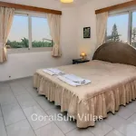 Amazing Pool, Complete Privacy, Amenities And Nearby *