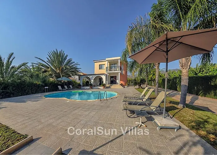 Amazing Pool, Complete Privacy, Amenities And Nearby