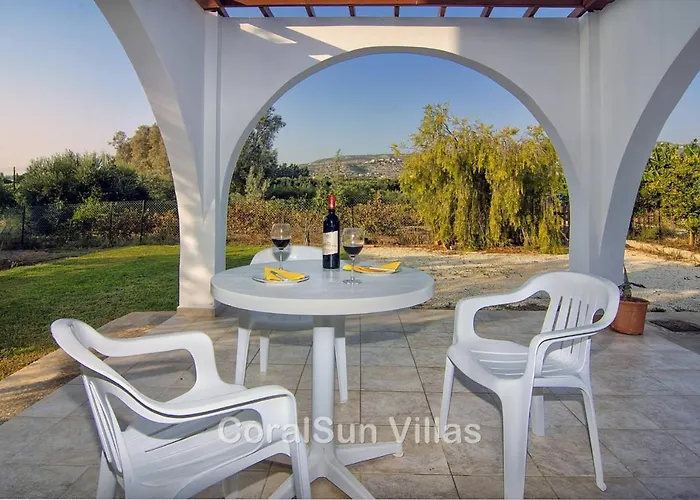 Amazing Pool, Complete Privacy, Amenities And Nearby Vila *