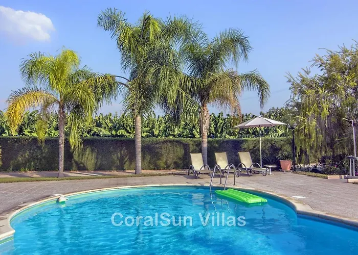 Amazing Pool, Complete Privacy, Amenities And Nearby *