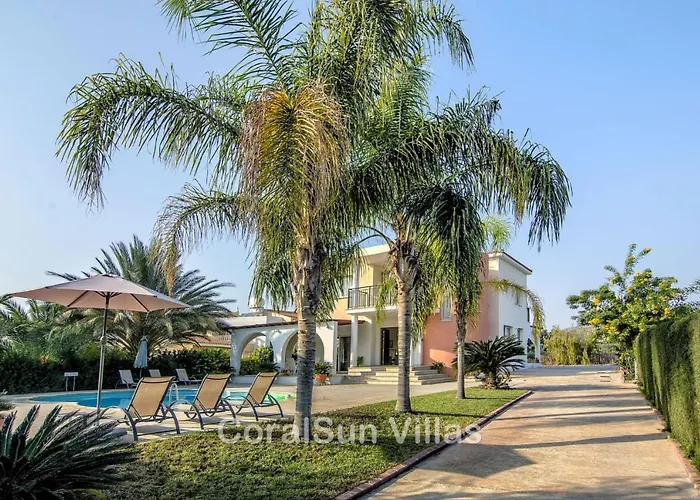 Vila Amazing Pool, Complete Privacy, Amenities And Nearby *