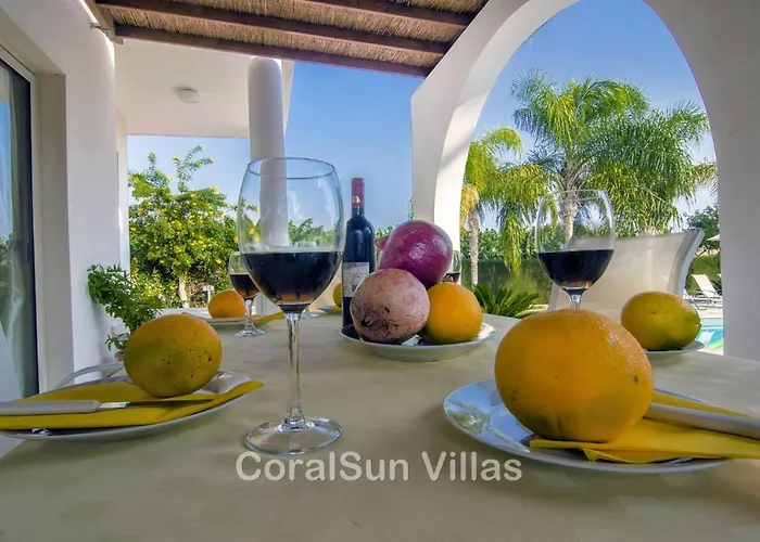 Amazing Pool, Complete Privacy, Amenities And Nearby ヴィラ