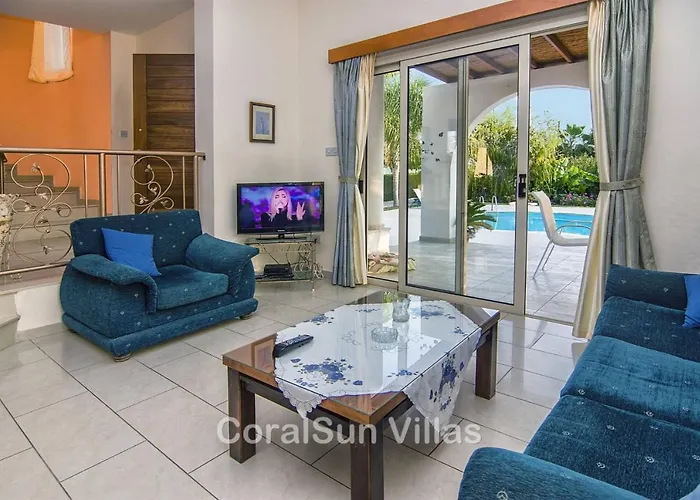 Amazing Pool, Complete Privacy, Amenities And Nearby