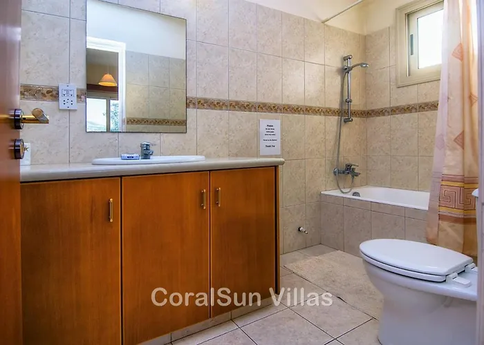 Vila Amazing Pool, Complete Privacy, Amenities And Nearby *